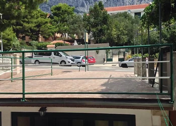 Burich 아파트 *